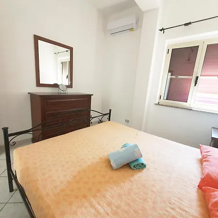 Casa Di Nyaraló